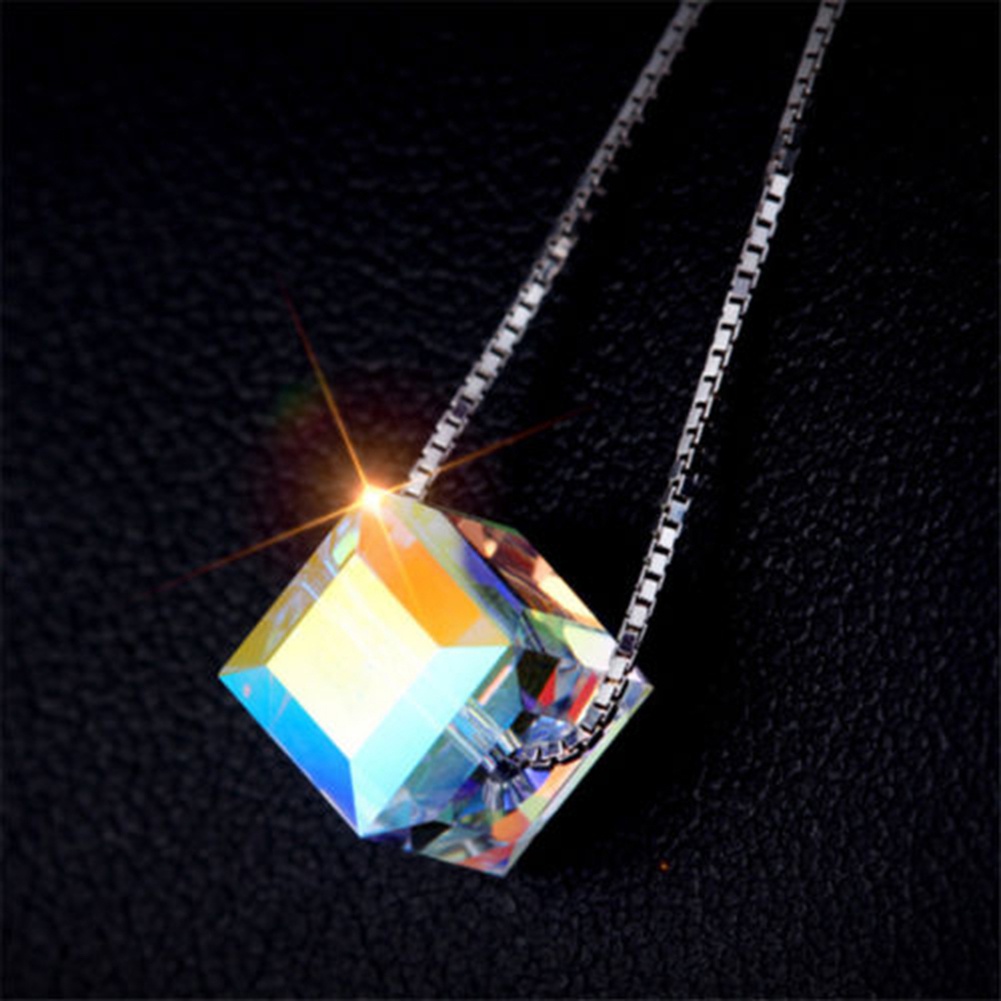 Dây chuyền mặt đá hình khối lập phương đơn giản thanh lịch dành cho nữ
