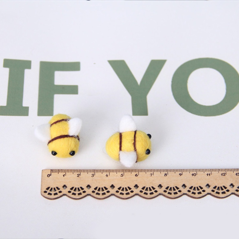 Set 20 Móc Khóa Hình Chú Ong Bằng Len Dùng Để Trang Trí Xe Hơi / Dịp Năm Mới