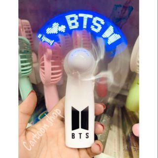 Quạt pin BTS có đèn như hình