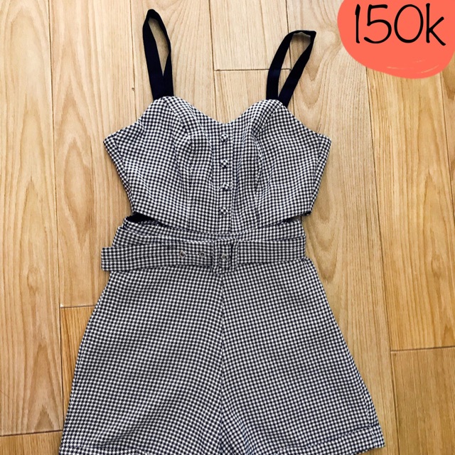 [Pass] Jumpsuit 2 dây kẻ caro size S