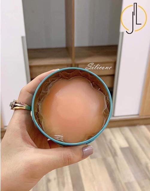 Áo dán đầu ti | BigBuy360 - bigbuy360.vn