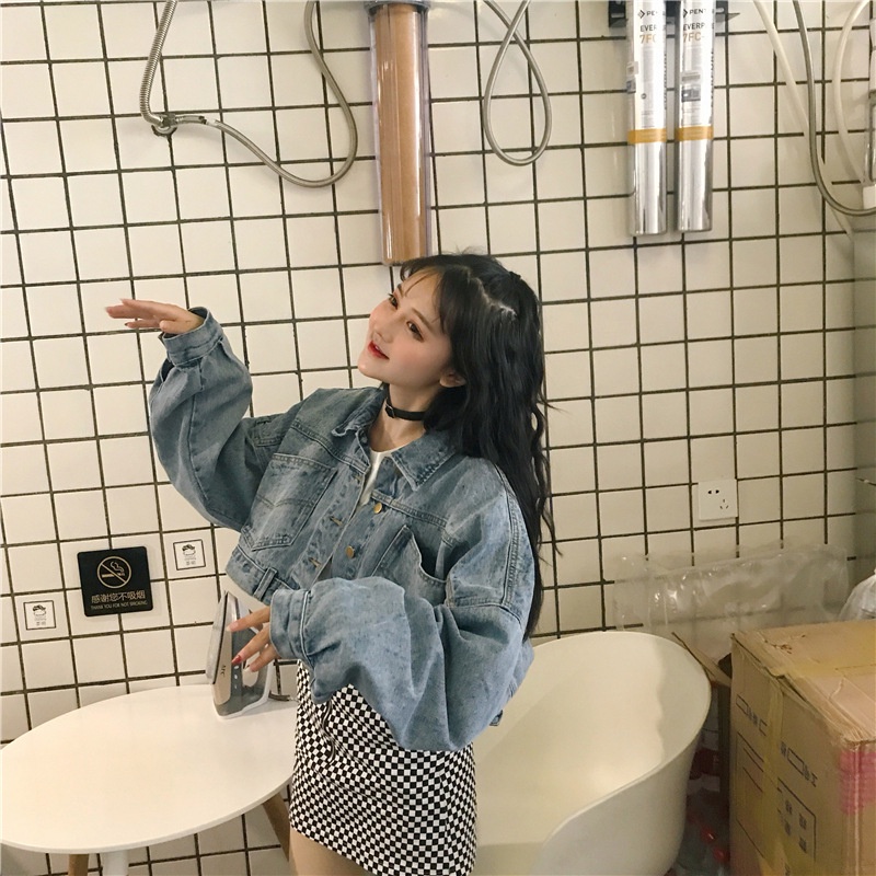 Áo khoác jean Nữ lửng croptop form rộng cao cấp phối nút sau sành điệu Mandar KJN03