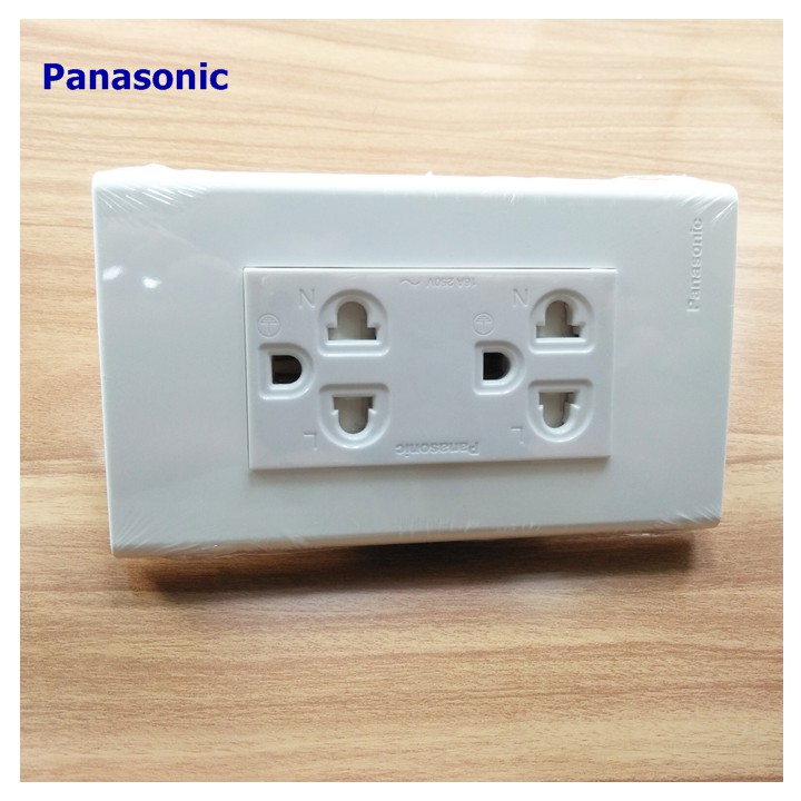 Ổ cắm  Panasonic - 16A  250V - Dòng Wide Series Chính hãng