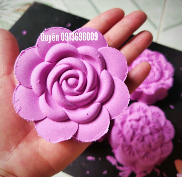 Khuôn trung thu lò xo 2020 HOA HỒNG 4 mặt 1 nhấn size 125g, 150g
