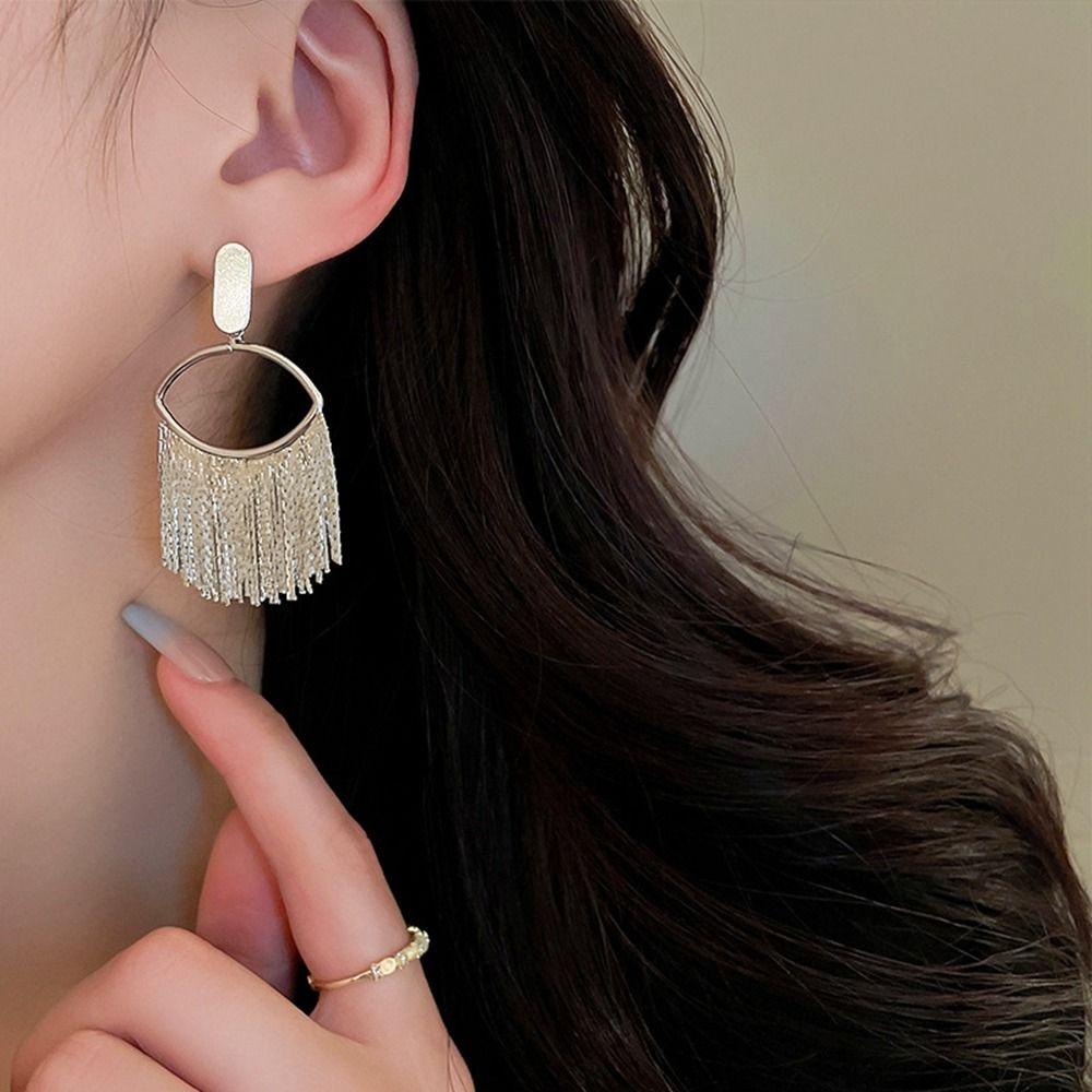 Khuyên Tai Kim Loại Dạng Hạt Tua Rua VANES1 Arc Phong Cách Retro Hàn Quốc Cho Nữ