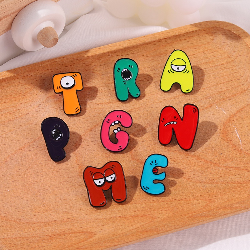 Huy Hiệu Cài Áo Hình Chữ Cái Tiếng Anh Thời Trang