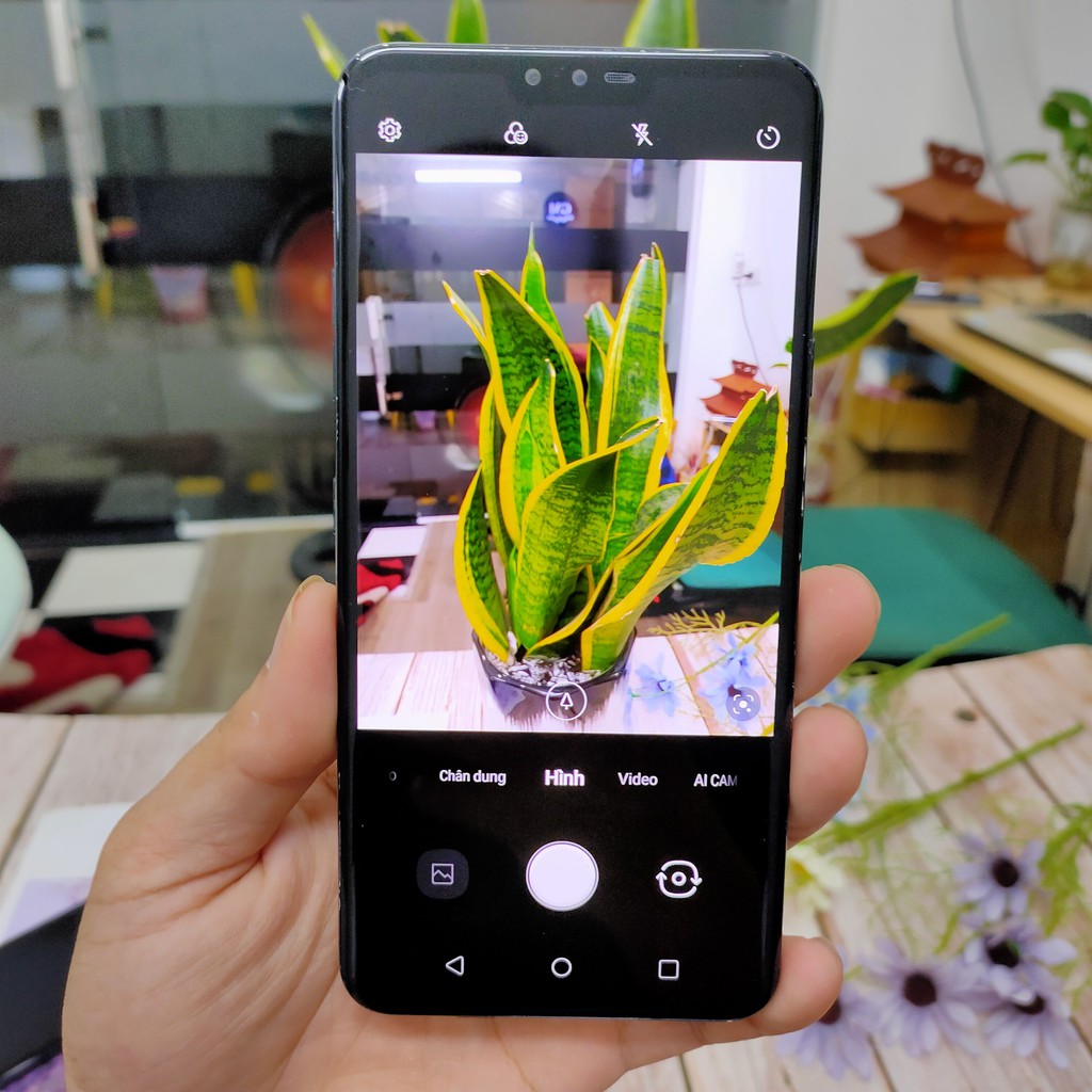 Điện thoại LG V40 ThinQ ,Ram 6 Gb,Snap 845,P-OLED 6.4''2K+ | BigBuy360 - bigbuy360.vn