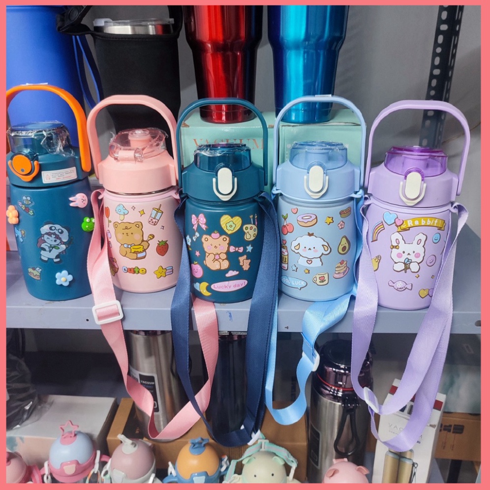 Bình Giữ Nhiệt Cute Có Ống Hút Inox 304 Cao Cấp Không Rỉ Tặng Kèm Sticker Quai Đeo