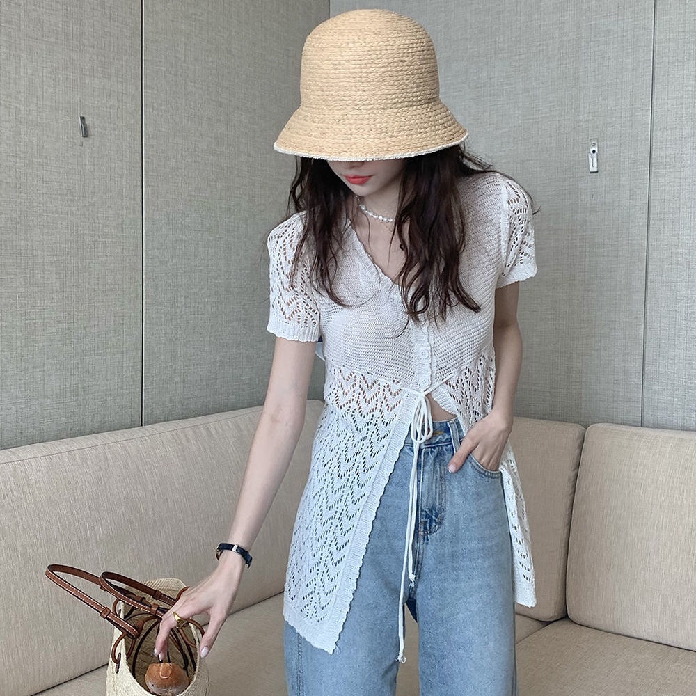 Áo Kiểu Cổ Chữ V Thời Trang Sành Điệu Dễ Phối Đồ Cho Nữ