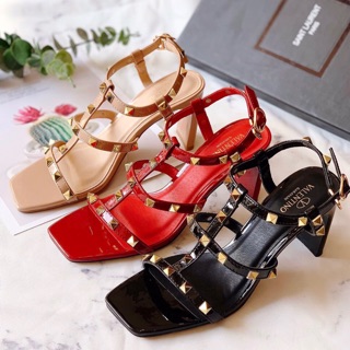 Giày sandal đinh tán gót nhập 7p