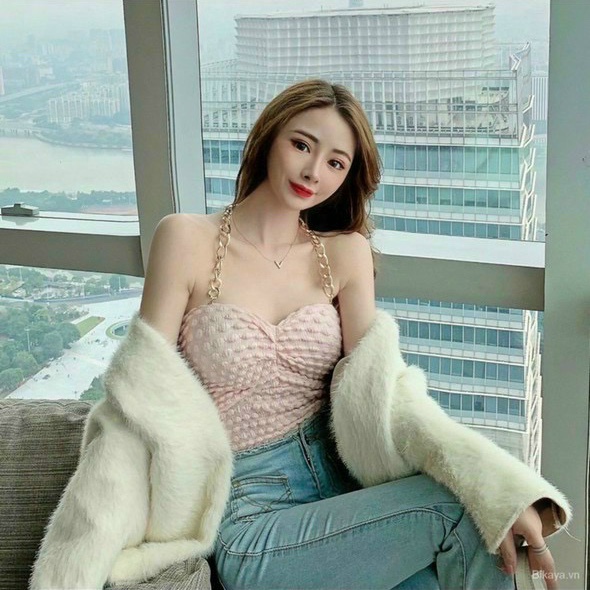 áo yếm đeo cổ xích chất xốp có mút mềm