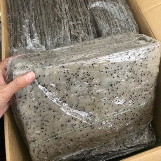 BÁNH TRÁNG MÈ ĐEN ( đóng gói 2.2kg/ sấp 100 cái)
