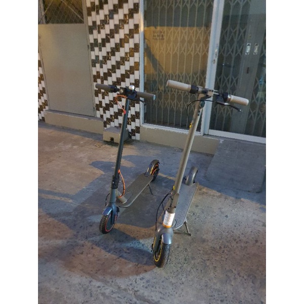 Xe Điện E-MAX SCOOTER Dạng Đứng 10in 30-60km/Sạc , Tốc Độ 35km/h
