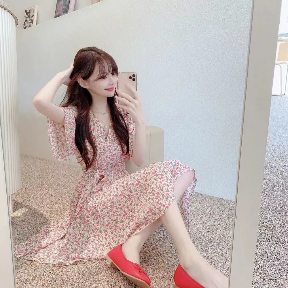 Đầm Ngắn Tay Chiết Eo In Họa Tiết Hoa Phong Cách Mùa Hè Kích Thước Lớn Hàng Mới Dành Cho Bạn Nữ