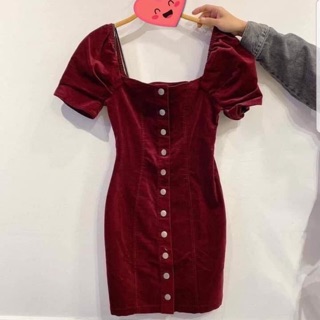 HÀNG CÓ SẴN- váy đỏ nhung cổ vuông siêu hot