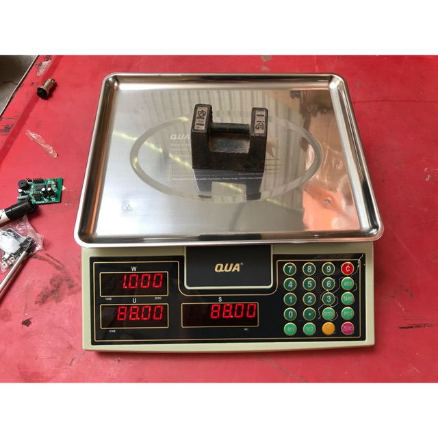 Cân điện tử tính tiền 30kg - QUA 910