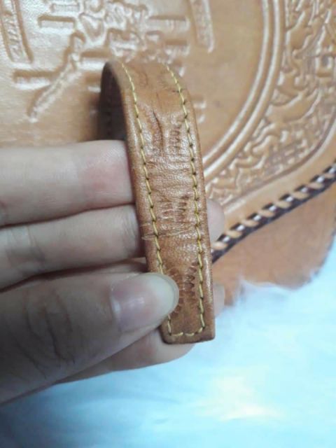 Túi phom hộp da khắc