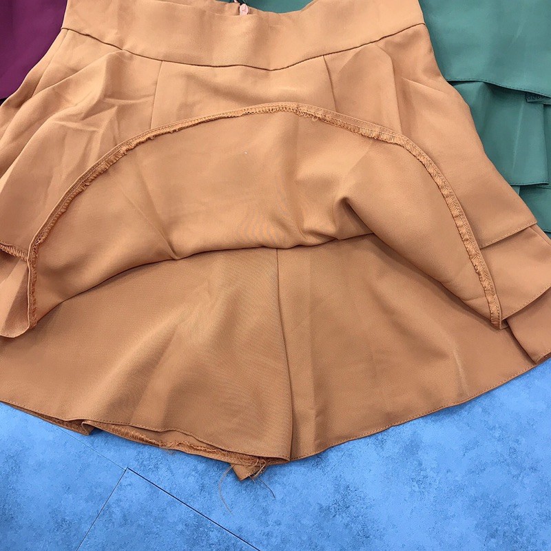 🌹Quần giả váy tầng von bảng màu mới | BigBuy360 - bigbuy360.vn