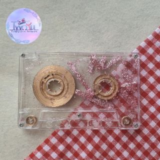 Móc khóa băng cassette tape wannaone (mv light)