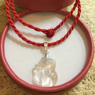 VÒNG CỔ HỒ LY ĐÁ PHONG THUỶ
