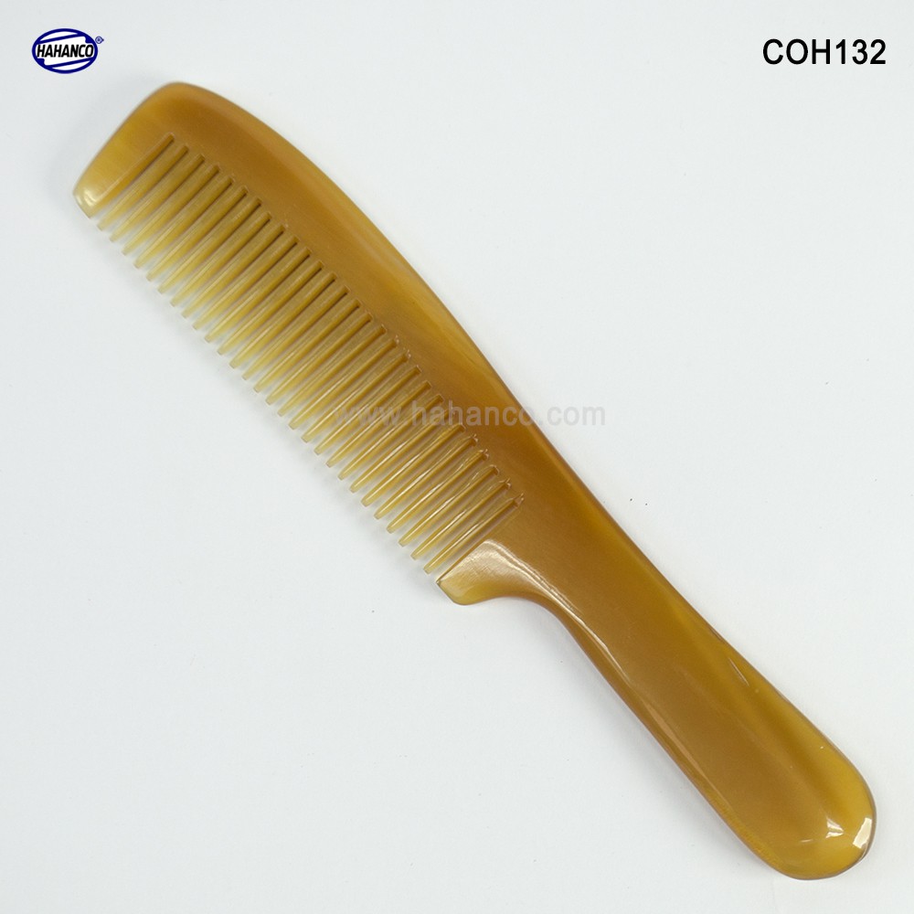 Lược sừng xuất Nhật (Size: M - 17cm)Thân dài nhỏ gọn có thể bỏ túi xách - COH132 - Horn Comb of HAHANCO - Chăm sóc tóc