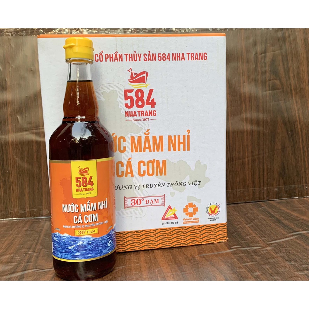 1 chai nước mắm 584 Nha Trang 30 độ đạm chai thủy tinh mẫu mã mới (chai 510ml)