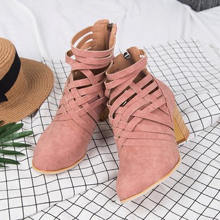Giày boot cao gót đế vuông nữ