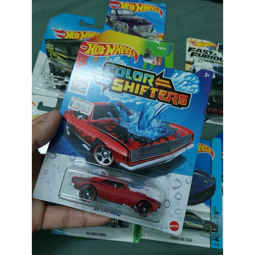 Xe Hotwheels Đổi Màu 67 Camaro