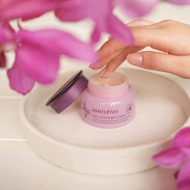 KEM DƯỠNG SÁNG DA NGĂN NGỪA LÃO HOÁ INNISFREE JEJU ORCHID GEL CREAM 50ML