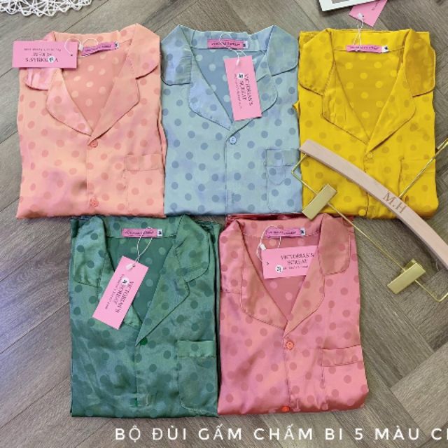 Bộ Lụa Chấm Bi Cộc Tay