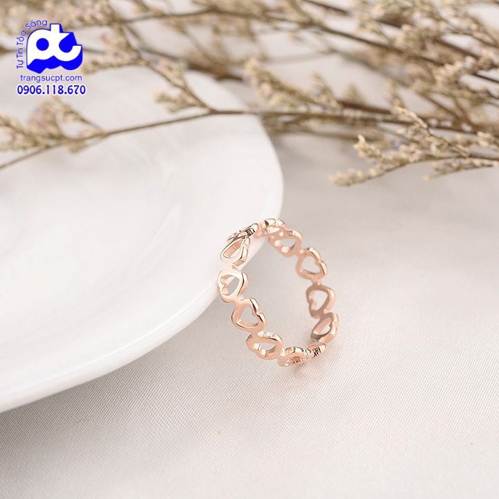 Nhẫn titan nữ trái tim rỗng cách điệu cao cấp thép không gỉ titanium