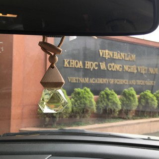 Tinh dầu treo ô tô Viện Hàn lâm