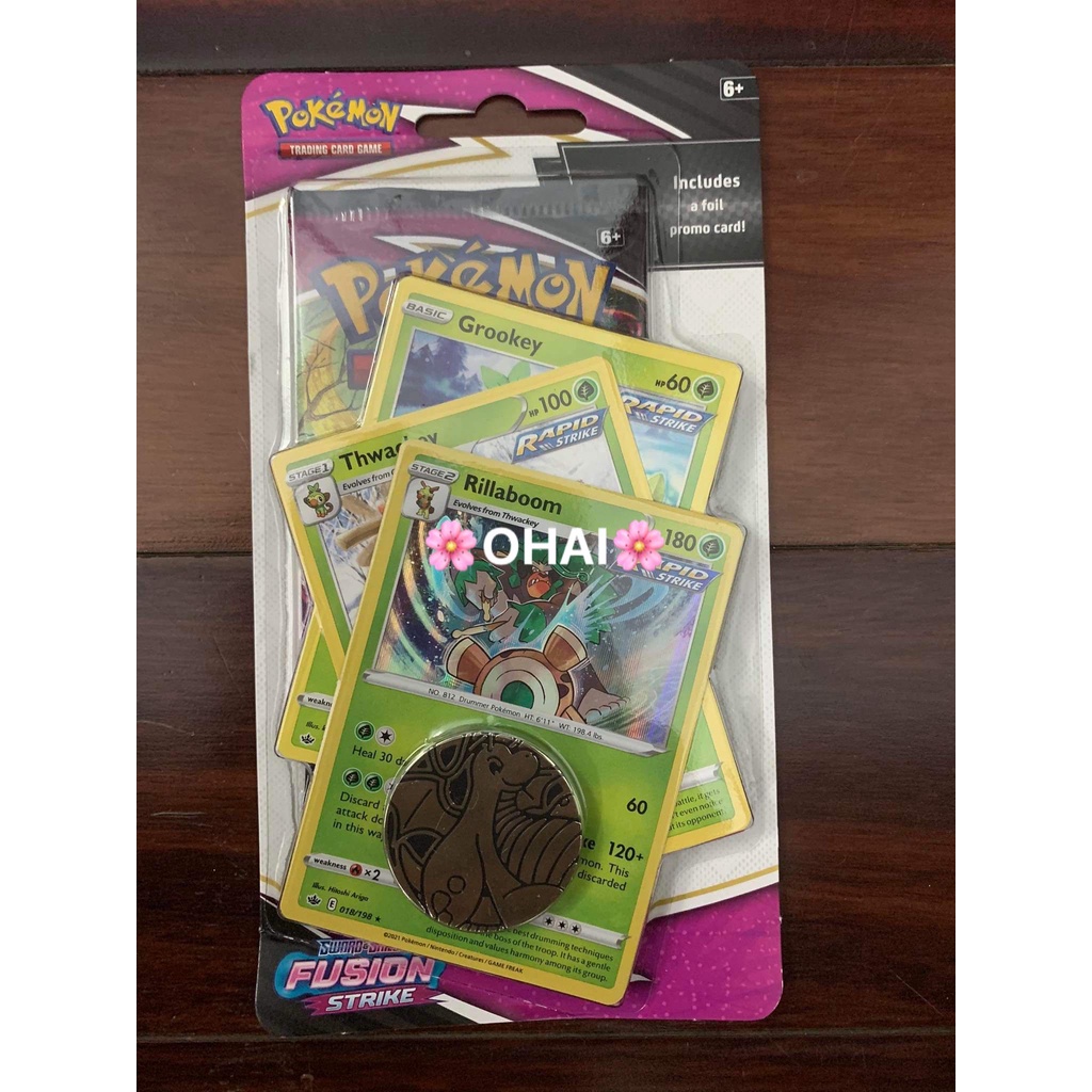 Blister 1 Pack Gói Thẻ Fusion Strike Kèm 3 Thẻ Promo Pokemon và Đồng Xu Chính Hãng