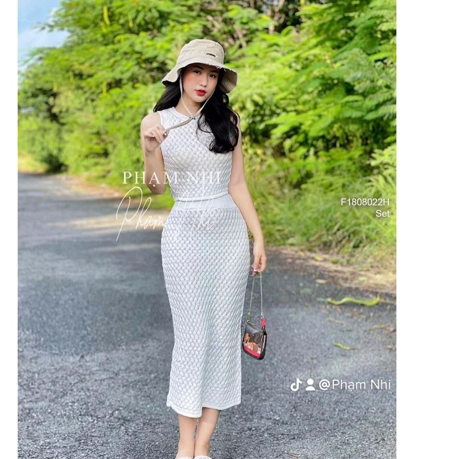 Set len áo croptop cột dây eo sát nách+ chân váy ôm dáng dài!