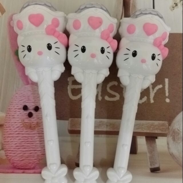 ĐỒ CHƠI MÈO KITY PHÁT SÁNG.