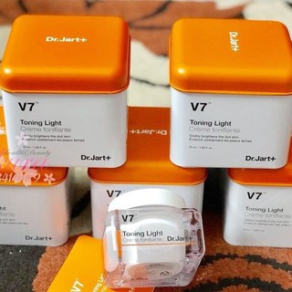Kem Nâng Tone V7 Tonight Light 50ML