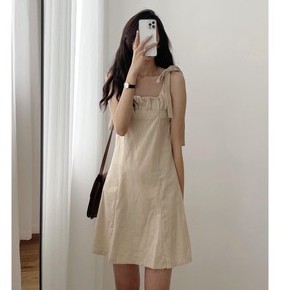 Váy nữ 2 dây buộc nơ xếp ly ngực/ Đầm suông thắt nơ vai hở lưng phom rộng_Lyza store