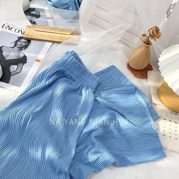 Quần ống rộng Xếp Ly Bằng Lụa Băng Lưng Cao Họa Tiết Sọc Lượn Sóng Mùa Hè Cho Nữ