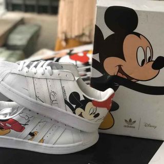 Giày sneaker Superstar mickey