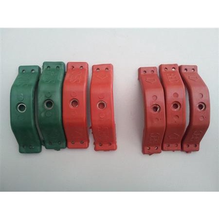 Hộp 100 cùm tôn chống bão màu xanh lá / đỏ