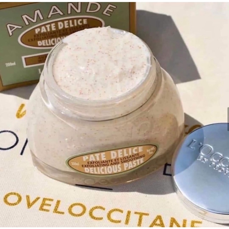 Kem Tẩy Tế Bào Chết Chiết Xuất Hạnh Nhân LOccitane Delicious Paste 200Ml