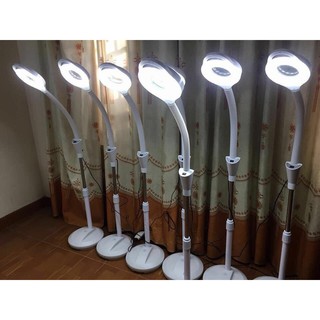 Đèn led soi da nặn mụn