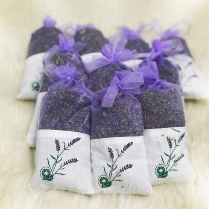 Túi thơm hương hoa Lavender TReo Ô Tô