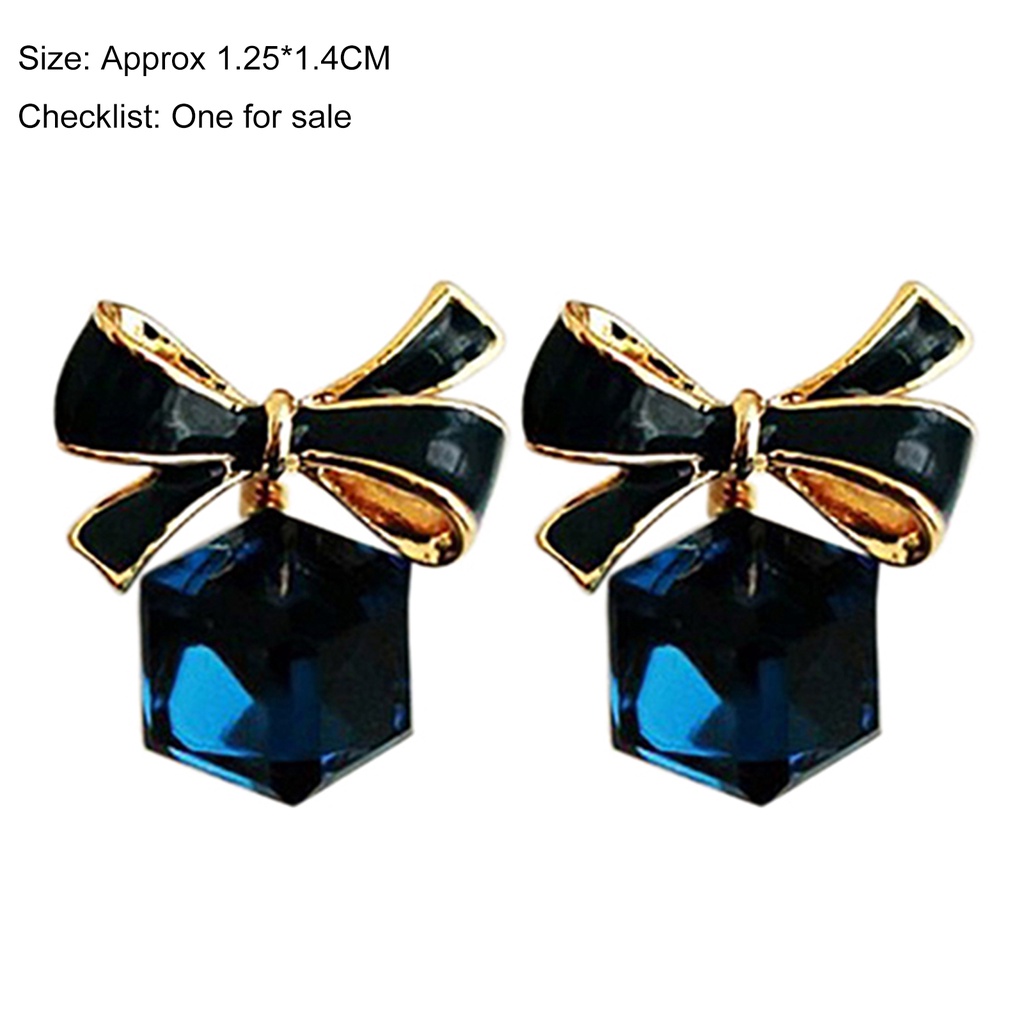 Khuyên tai đính đá pha lê phong cách quý phái dành cho nữ