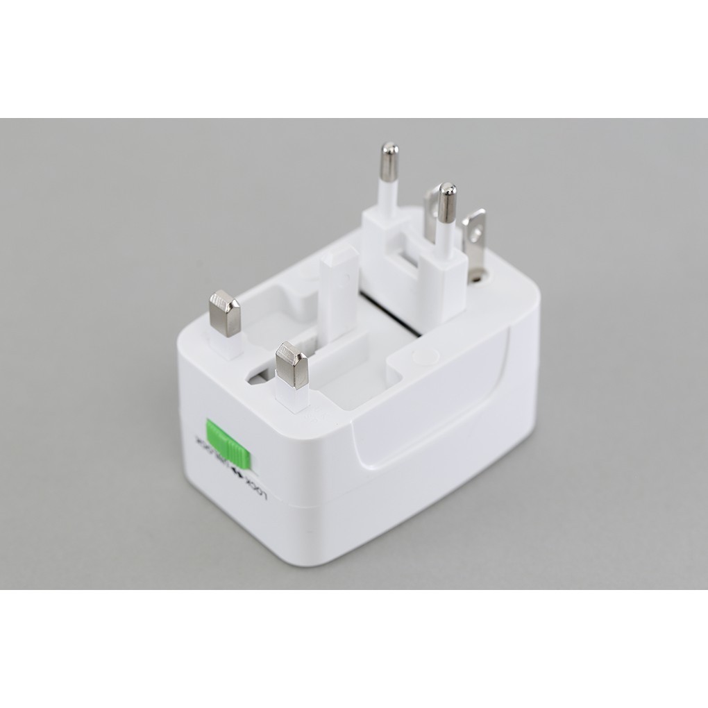 ổ cắm điện du lịch đa năng (Multi-purpose power outlet)