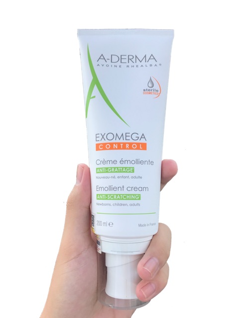 Kem kiểm soát da, giảm ngứa, dưỡng ẩm A-derma Exomega Control Emollient Cream 200ml Aderma