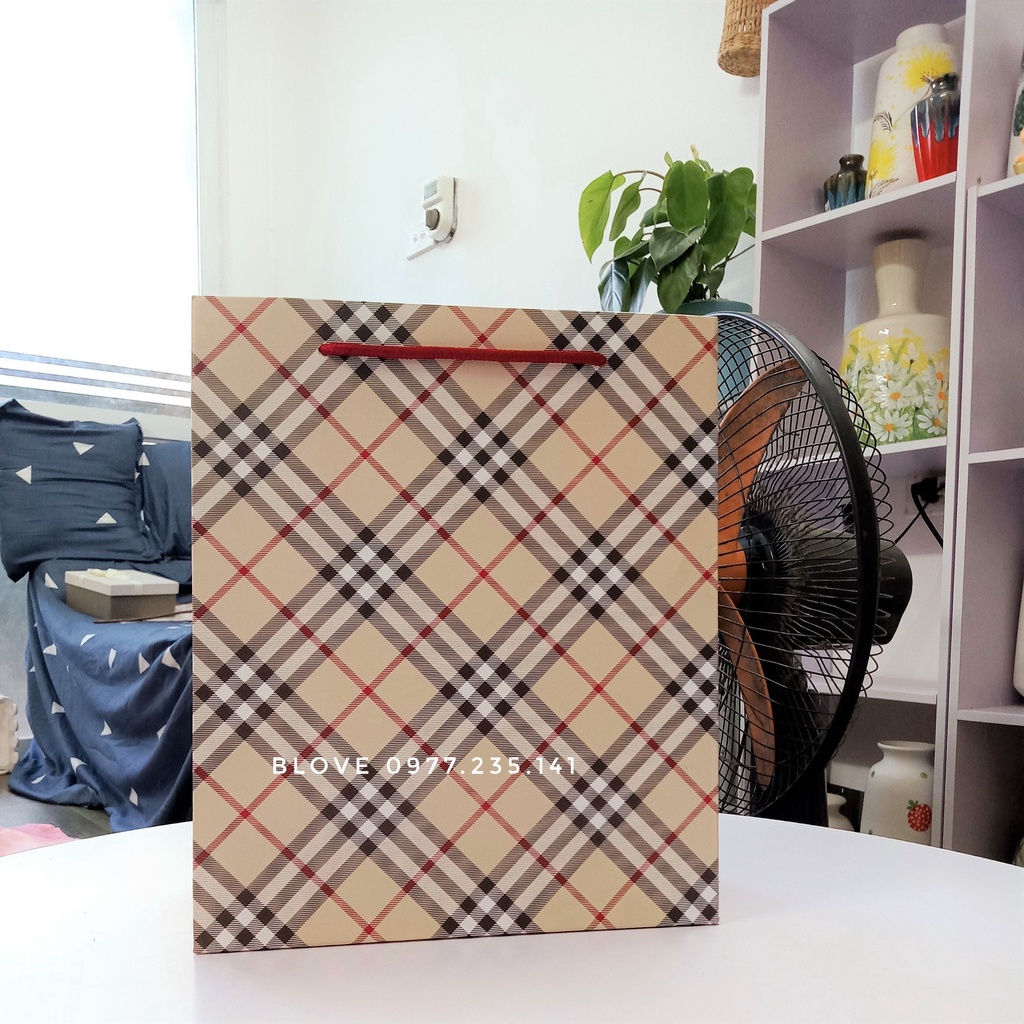 (4 Size-quai xách) Túi giấy đựng quà, hộp đựng quà,mỹ phẩm,trang sức, chất liệu giấy ivory cao cấp