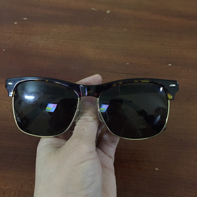 Kính RayBan cắt vành hàng bãi usa