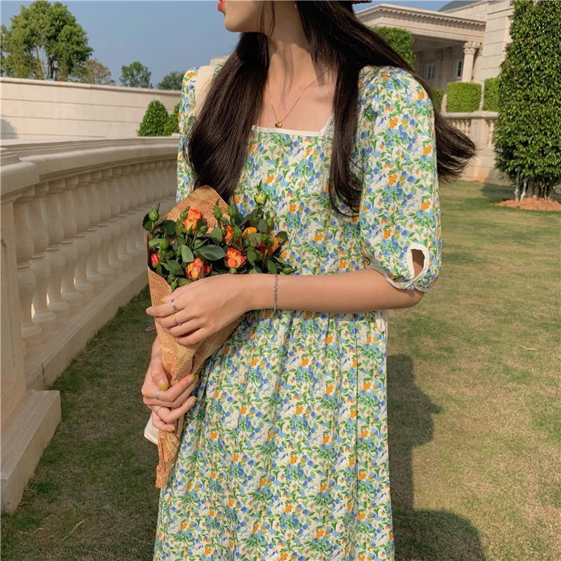 Đầm Ngắn Tay In Hoa Với Thiết Kế Cổ Vuông Xinh Xắn Theo Phong Cách Hàn Quốc