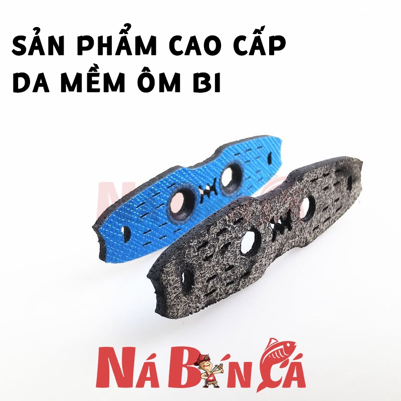 Da ná cao su có lỗ tăng tính ổn định của đường bi màu xanh - da vừa mềm vừa ôm bi chắc chắn